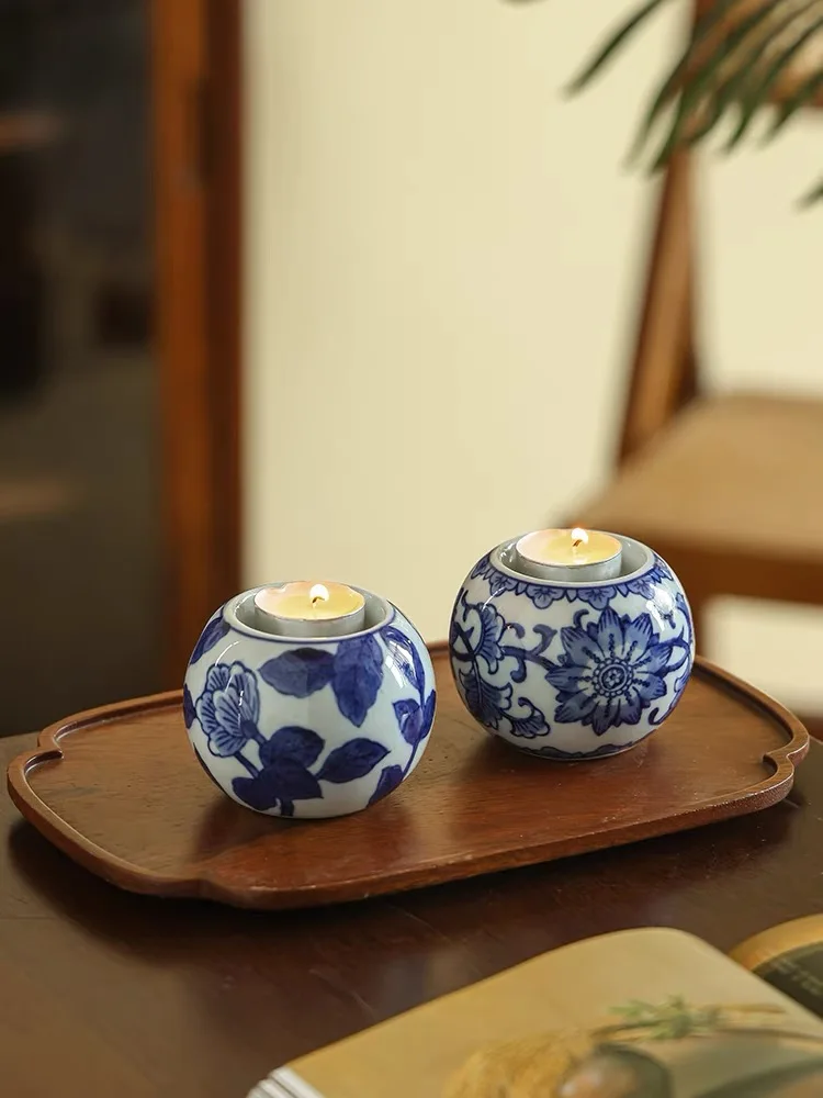 Blue and white ceramic candlestick, Oriental traditional porcelain ornaments, hand-painted patterns, classic vase decoration