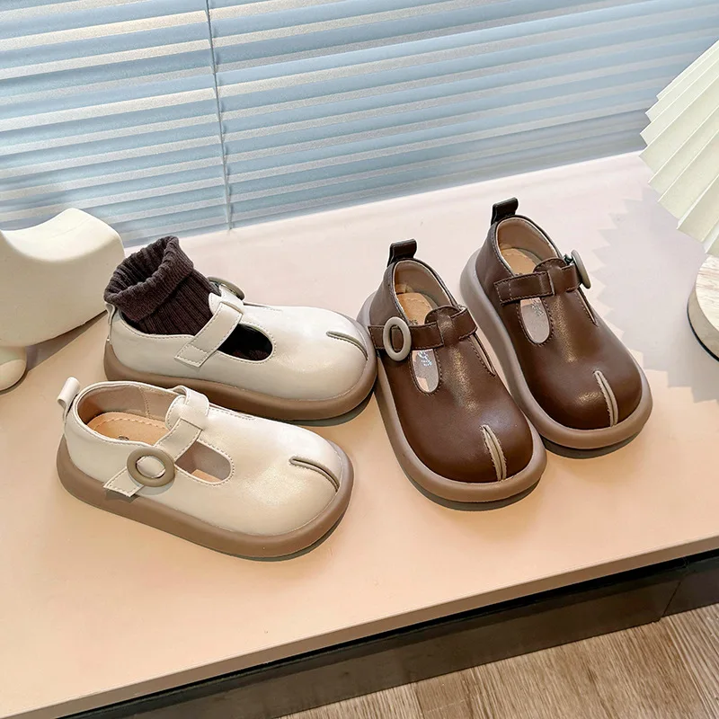 

Girls' Leather Shoes 2025 Spring Autumn Korean Version New Children's Princess Shoes Split Toe Baby Shoes Soft Sole Single Shoe