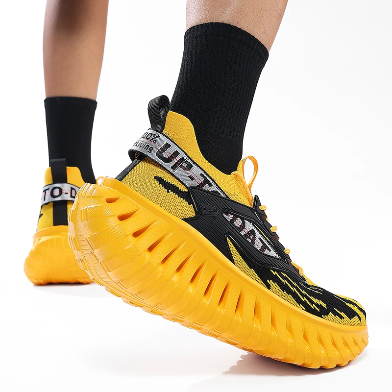 Autumn 2025 New Casual Shock-Absorbing Lightweight Soft-Soled Non-Slip Running Shoes for Men and Women, Same Style Sports Shoes