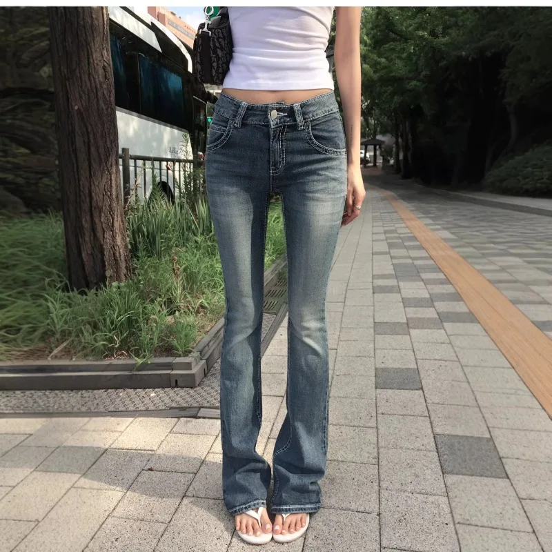 

Джинсы-клеш с низкой посадкой и эффектом обхвата бедер, осень 2025, в американском стиле, облегающие, эластичные, длинные, из денима, для повседневной носки, уличный стиль, модные, для женщин