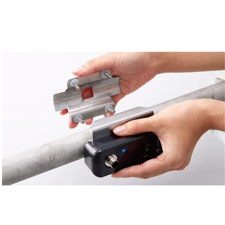 Easy Integrated installation clamp on ultrasonic flowmeter DN25 Small pipe diameter ultrasonic flowmeter