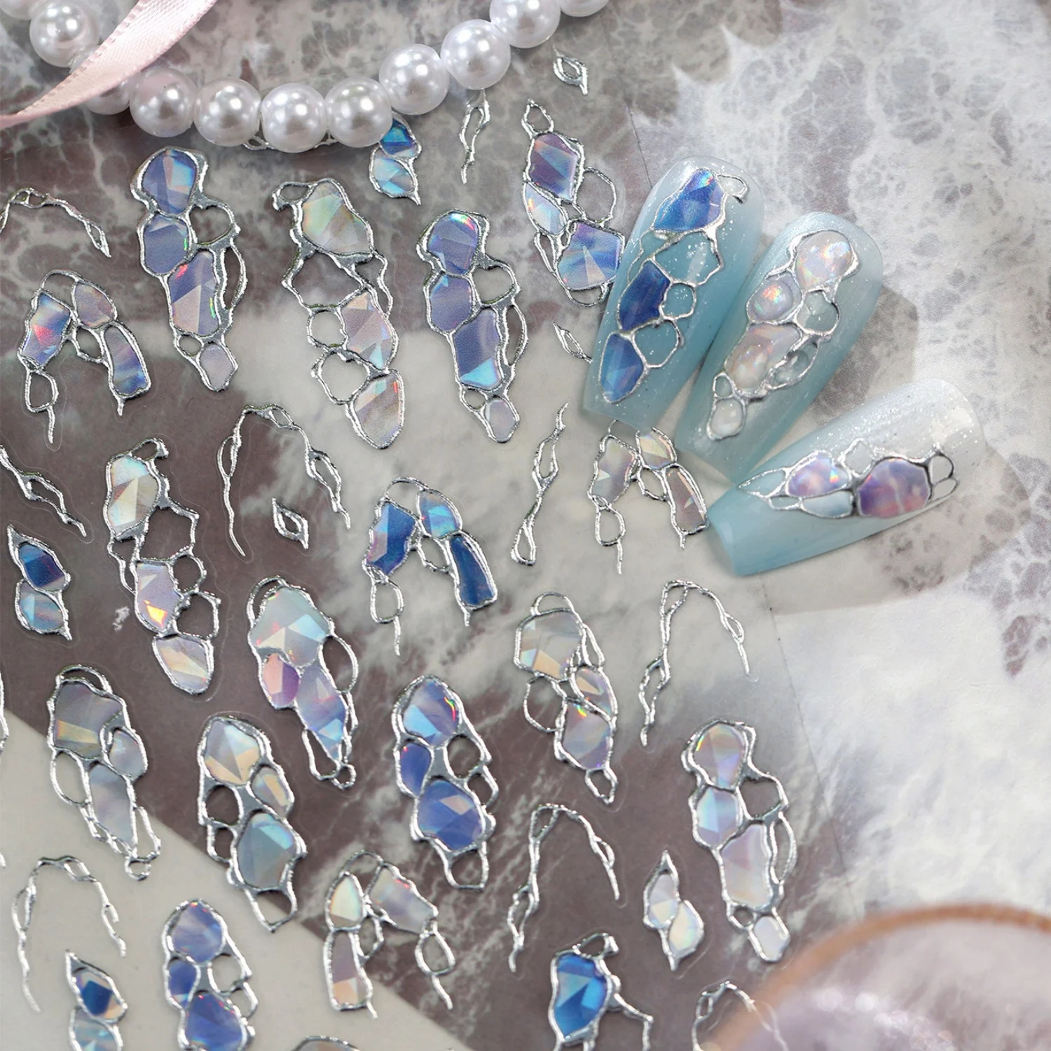 Unregelmäßige zerkleinerte Opalsteine 5D holografische Nagelaufkleber mit einfacher Metalltextur, selbstklebende geprägte Nagelkunst-Aufkleber für die Maniküre