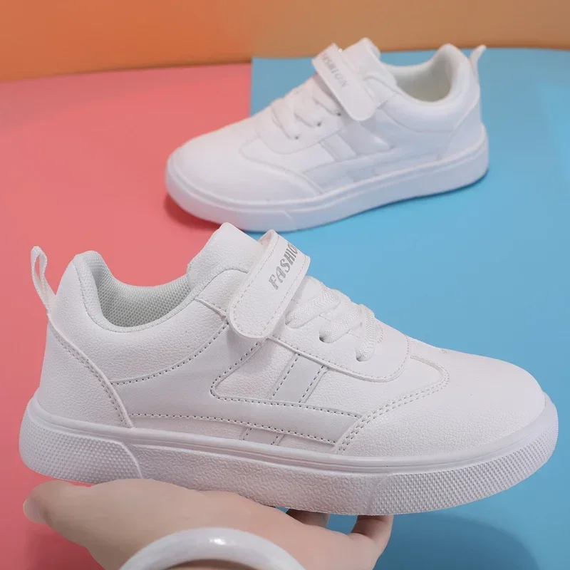 Baskets de dehors Légères et Respirantes en Cuir pour Garçon, Chaussures de Tennis Décontractées et Résistantes à l\'Usure, Nouvelle Collection 2023