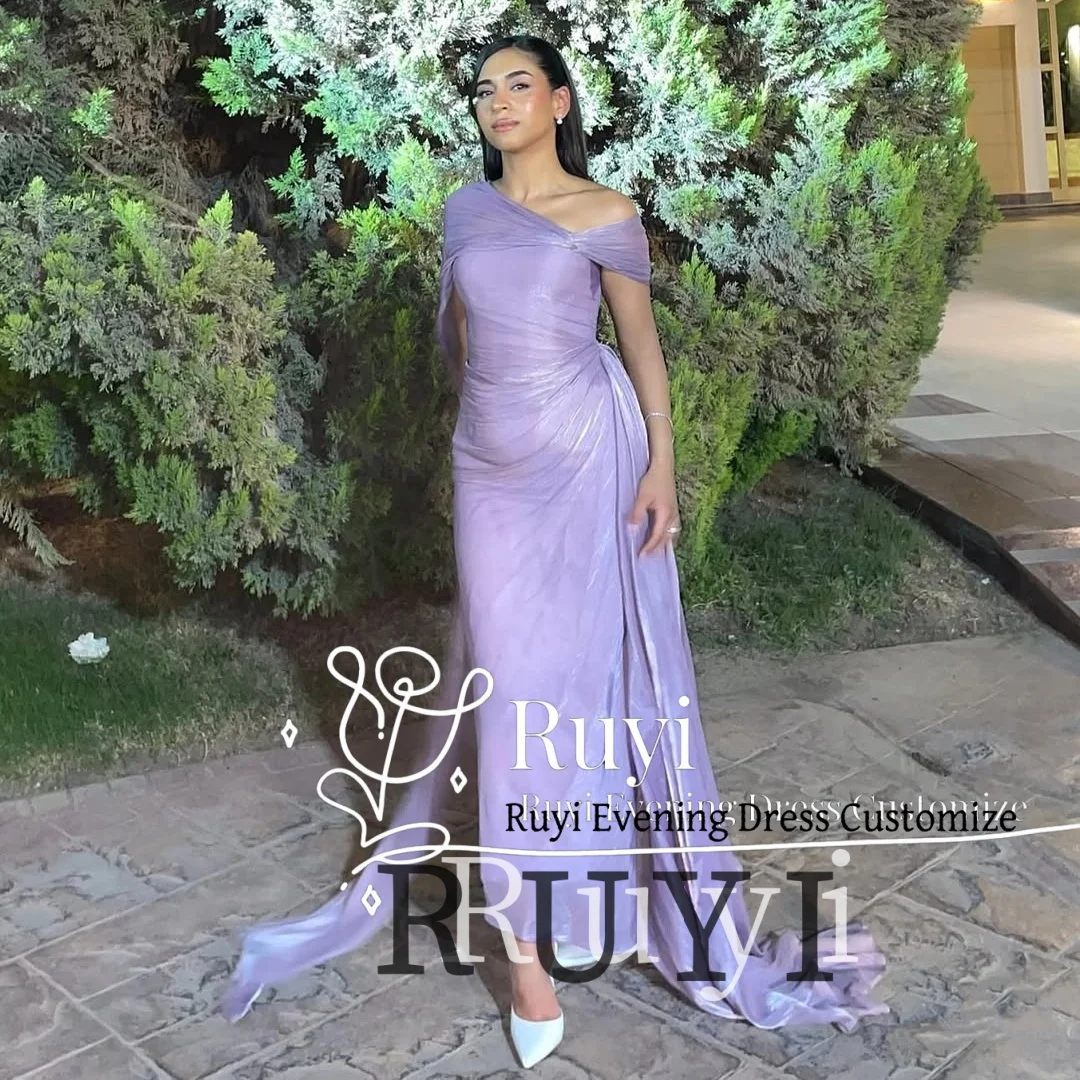 

Customized Glossy Pleated Evening Dresses For Special Occasion Off Shoulder Side Train Wedding Prom Dress