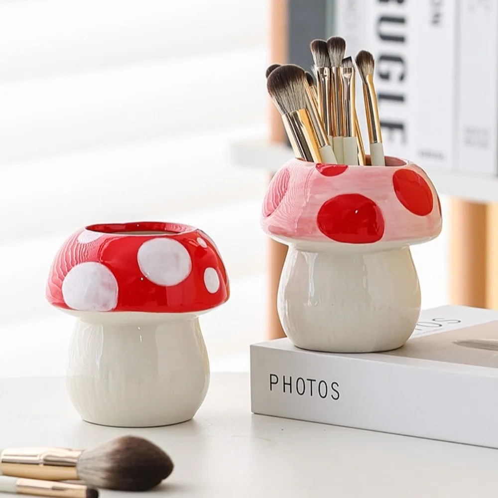 Cancelleria Cartoon Fungo Portapenne Girly Multifunzione Pennello Secchio portaoggetti Simpatico contenitore creativo per penne Regali in vaso