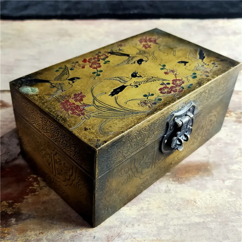 Ancient lockable jewelry box, copper box 101223, with thick paste, beautiful appearance, appreciation and collection