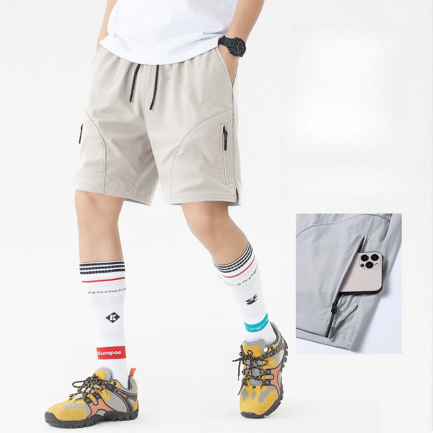 

Men's Plus Size Ice Silk Shorts Summer Quick Dry Casual Loose Fit Sports Cargo Shorts with Zipper Pockets Large Tall S-5XL