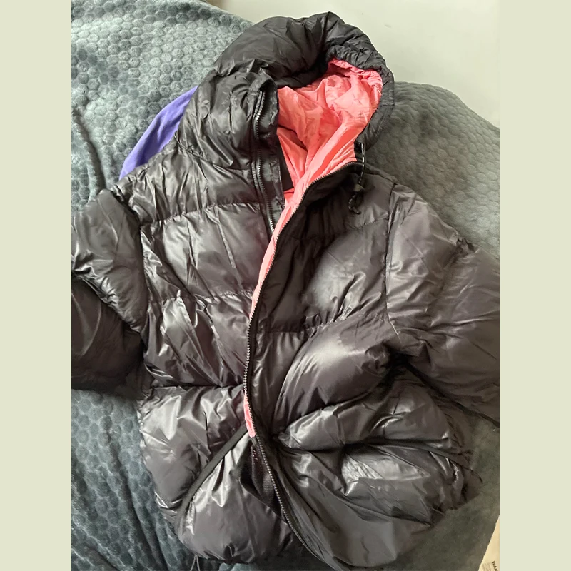 Piumini da donna rosa-neri Cappotto imbottito in cotone gonfio con cappuccio con coulisse Capispalla con cerniera a contrasto 2025 NUOVI cappotti invernali da donna