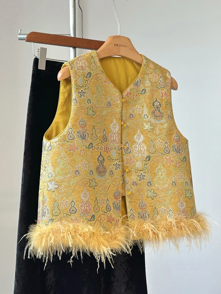 

Новинка 2025 года: зимний женский жилет в стиле тан-костюм, улучшенный традиционный китайский дизайн, ретро-жаккард, свободный крой, без рукавов, модный, утепленный, в стиле чонсам