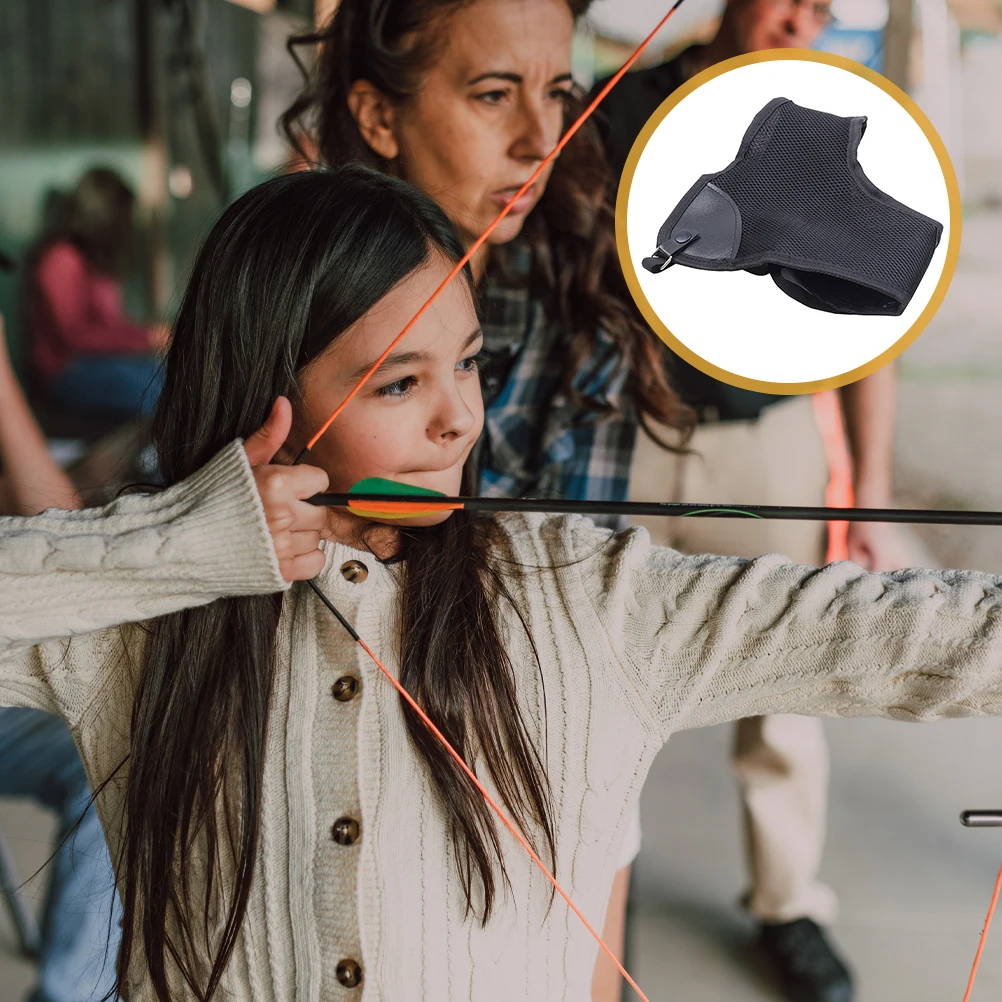 Archery Chest Bracer Adjustable Ergonomic Lightweight Breathable Protective Guard for Left Or Right Chest Archery Equipment