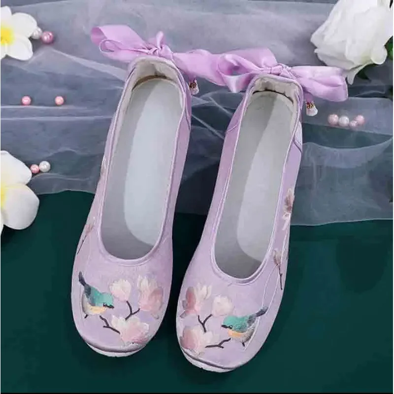 Chinese Traditional Hanfu Shoes para Mulheres, Ancient Heighten, Sapatos baixos, Bordados, Casamento, Plus Size 40