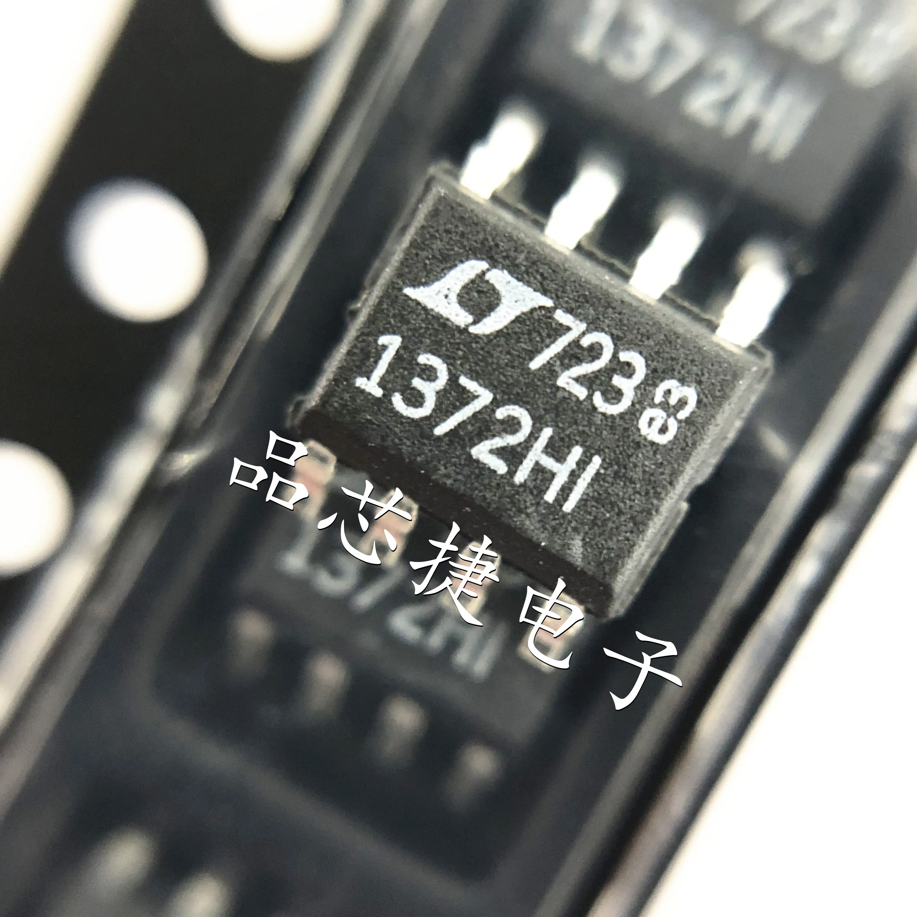 5pcs/Lot LT1372HVIS8#TRPBF Marking 1372HI SOIC-8 High Efficiency 1.5A Switching Regulators