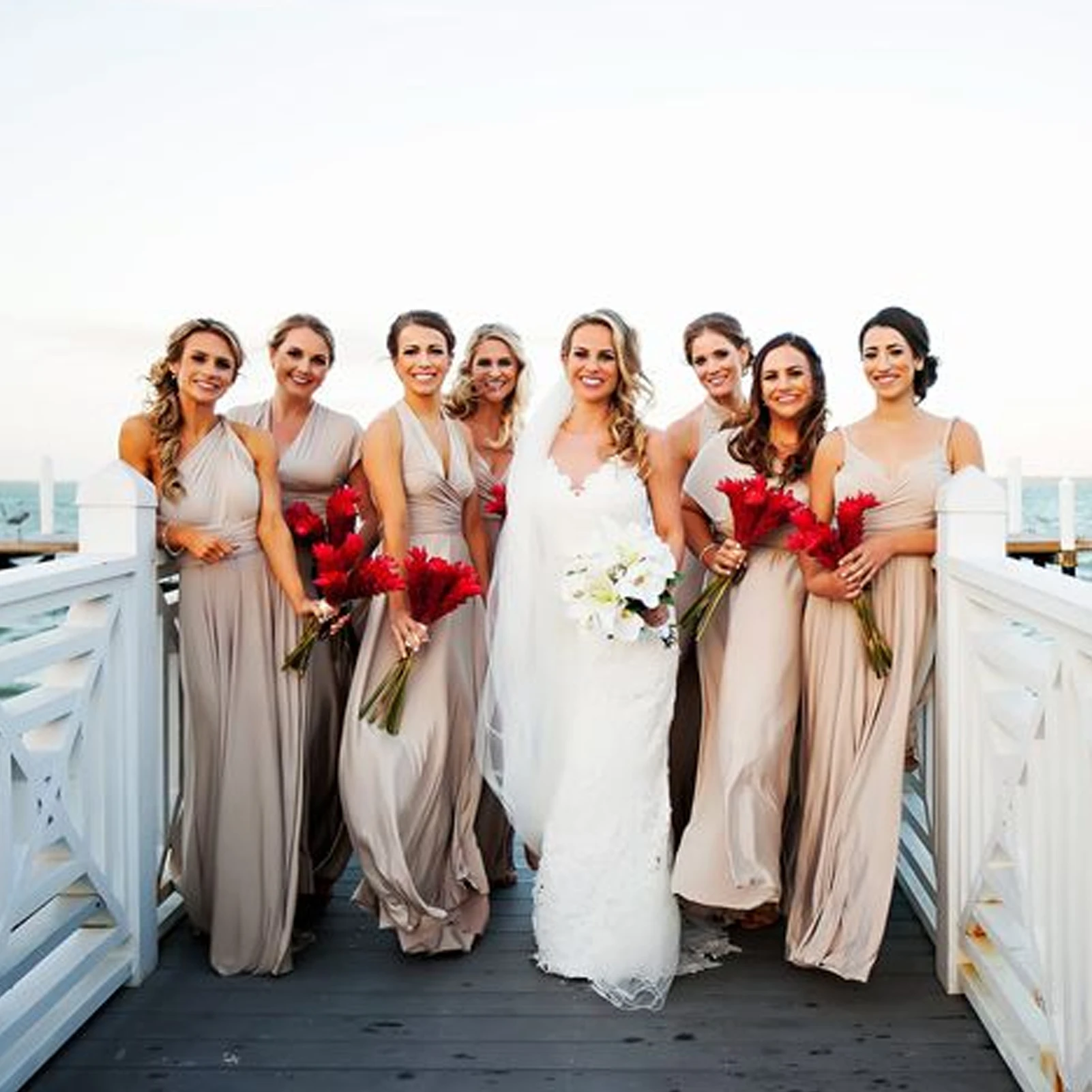 Chiffon Off-Shoulder Bridesmaid Dresses 2023 Sleeveless Floor Length Wedding Party Gown For Women Custom Mujer Invitada Chic