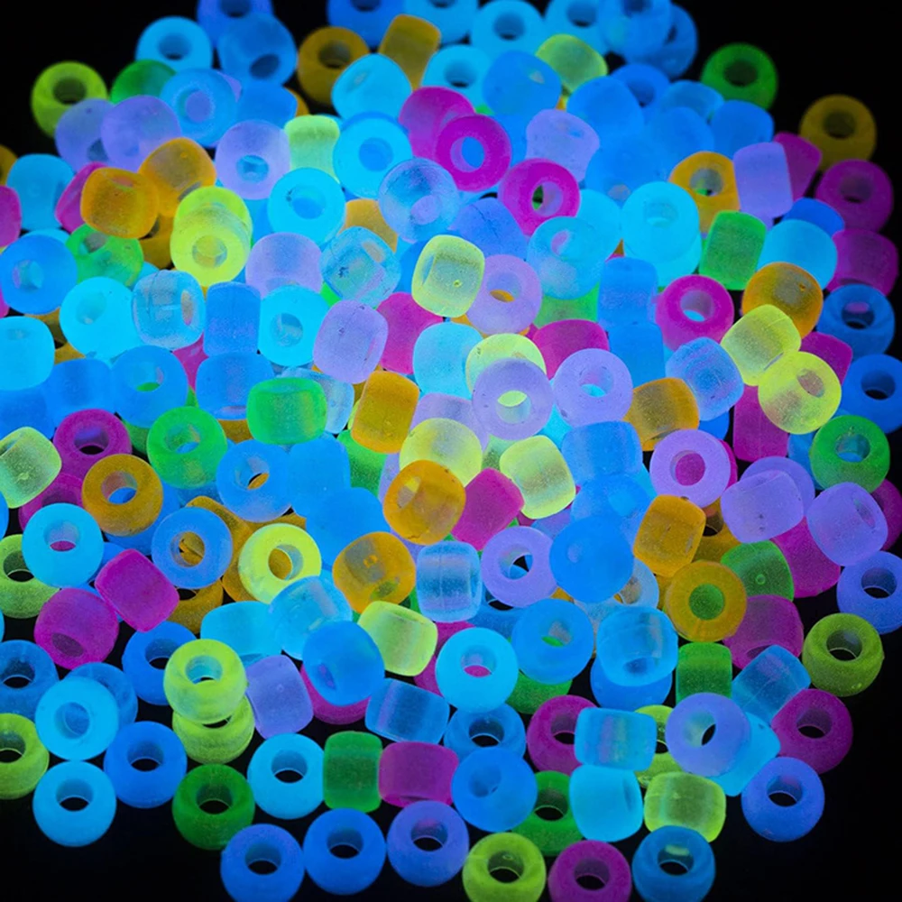 2000Pcs Bulk Glow in The Dark Bead Acrylic Pony Beads Kandi Beads for Necklace Bracelet Making Noctilucence Hair Bead for Braids