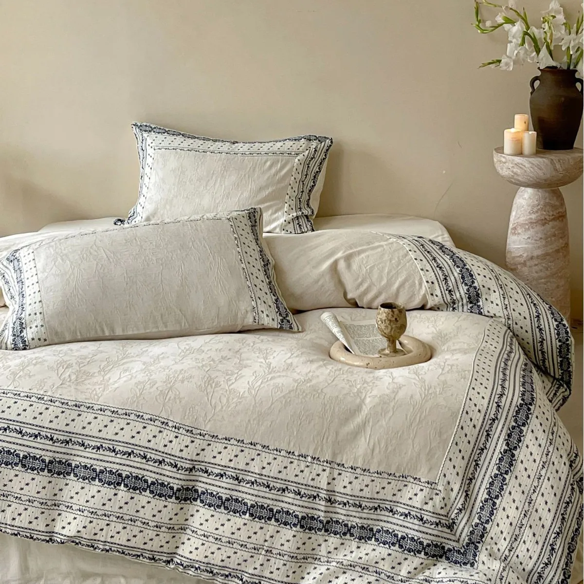 

Vintage French Cotton Linen Bedding Set - Luxury Jacquard Duvet Cover with Corner Stitching - 4PC Set Flat Sheet / Fitted Sheet