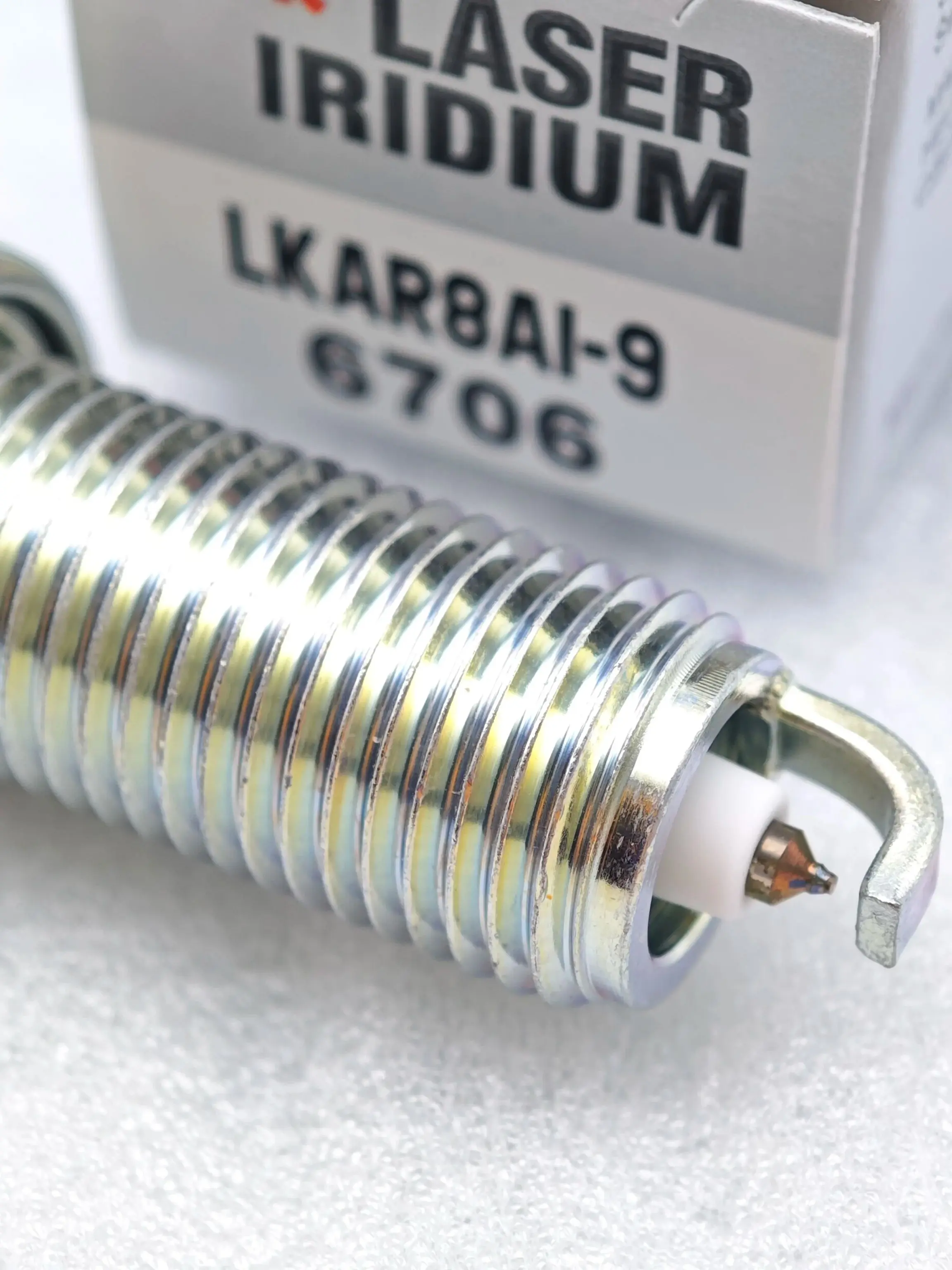 1pcs Original NGK Laser Iridium Spark Plug LKAR8AI-9 6706 Suitable For KTM Duke 250 390 400 ns200