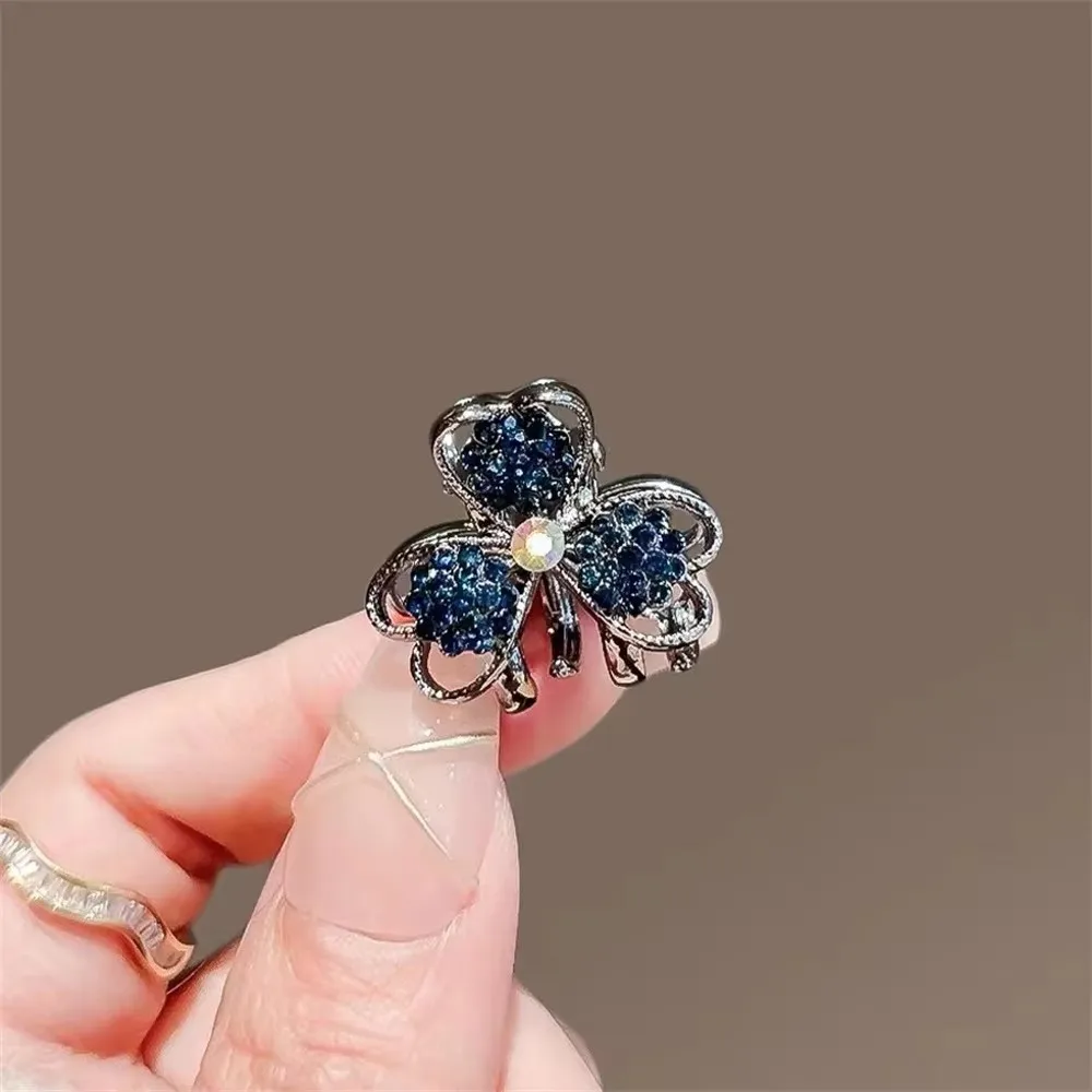 New Clover Style Rhinestone Crab Mini Hair Claws Ladies Women Headwear Elegant Shining Cute Bangs Hairpins