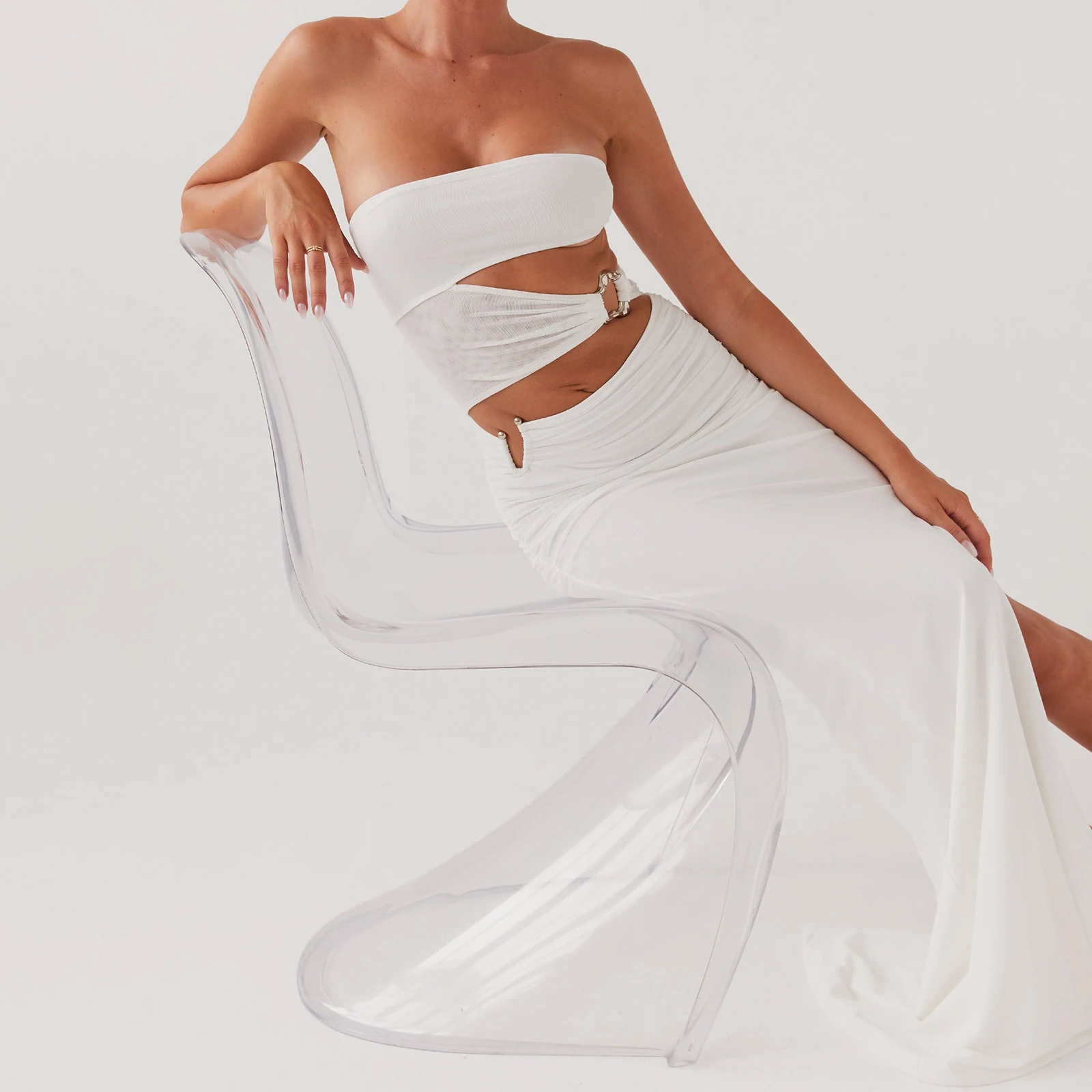 Combhasaki 여성 여름 솔리드 컬러/꽃 프린트 백리스 메탈 장식 중공 컷 아웃 하이 스플릿 Strapless Tube Long Bodycon Dress