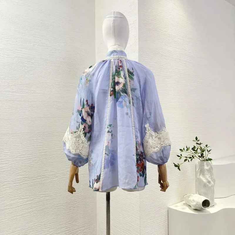 Nowy wiosenny letni strój damski 2025 Niebieski kwiatowy nadruk z długim rękawem Koronkowe wykończenia Ramie Bluzka i lniane szorty Zestawy