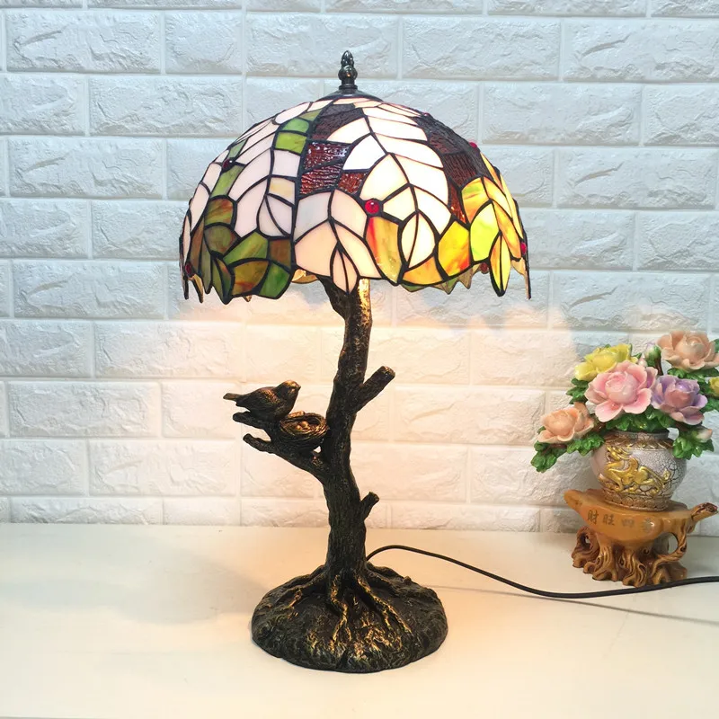 

Creative Tiffany Bird Leaves Stained Glass Decorative Lamp Living Room Dining Room Bedroom Bedside Cafe Table Lamps