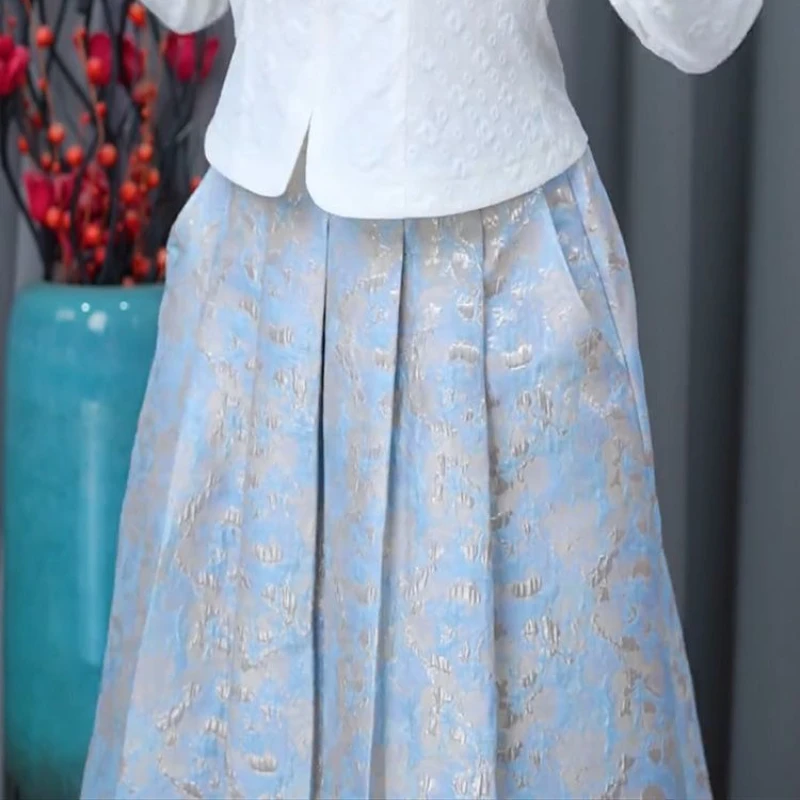 Modny, retro zestaw dwuczęściowy w stylu małej perfumowanej elegancji, nowość na jesień 2025, elegancki komplet: marynarka zapinana na guziki + spódnica.