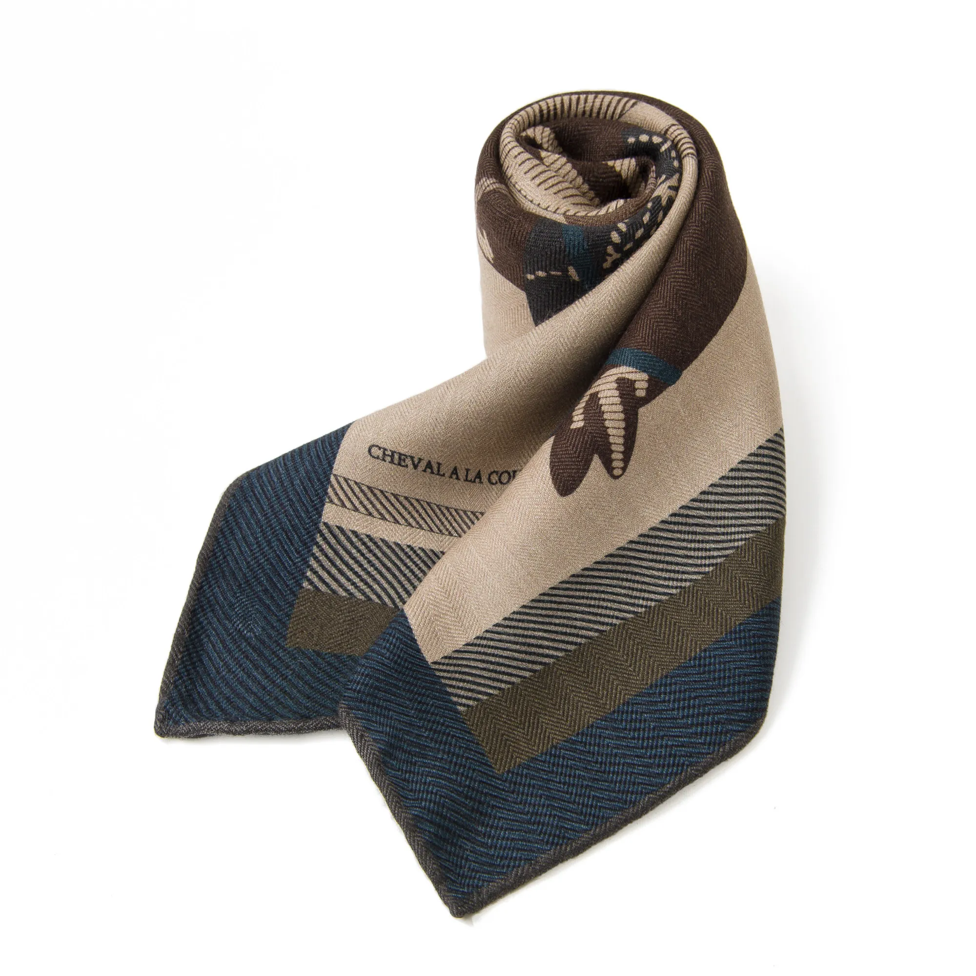 

[Эксклюзивно к Году Лошади] Классический шелковый платок с конным узором, квадратный, для повседневного использования, украшение для поездок на работу, подарок.