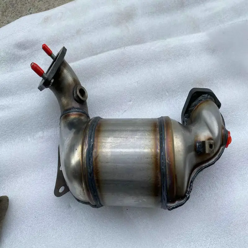 Suitable for Geely Coolray 1.4T catalytic converter exhaust purifier