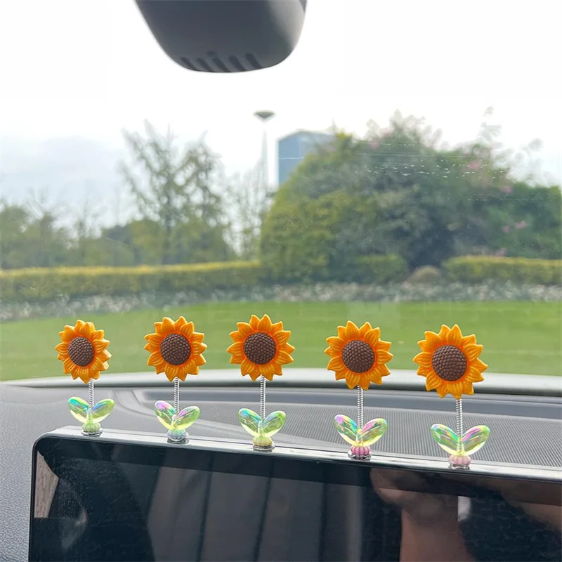 5PCS Net Red Cute Shaking Head Sunflower Car Decoration To Heal Fresh Flowers Car Center Console Rearview Mirror Decoration