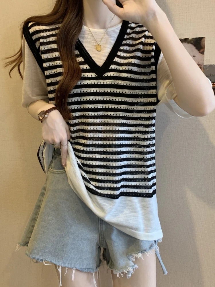 Ice Silk Stripe T-Shirt Women Summer Large Size Base Shirt Slimming Hide Belly Fake Two-Piece Top Comfortable Breathable Shor...