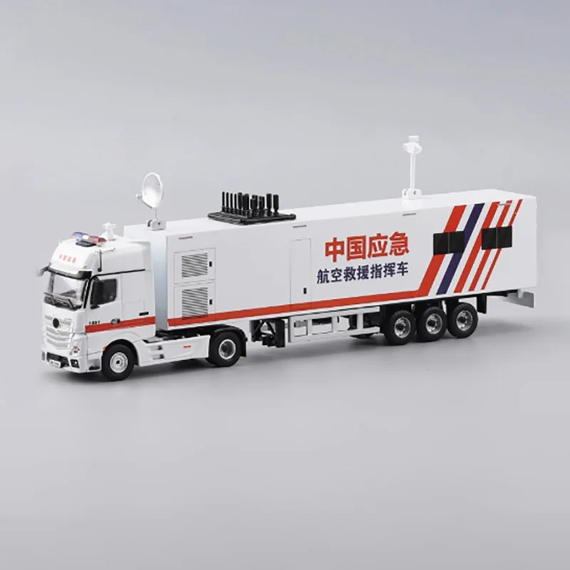 Diecast 1:64 Scale Command Vehicle Alloy Truck Model Finished Product Simulation Toy Collection Gift Static Model Ornament