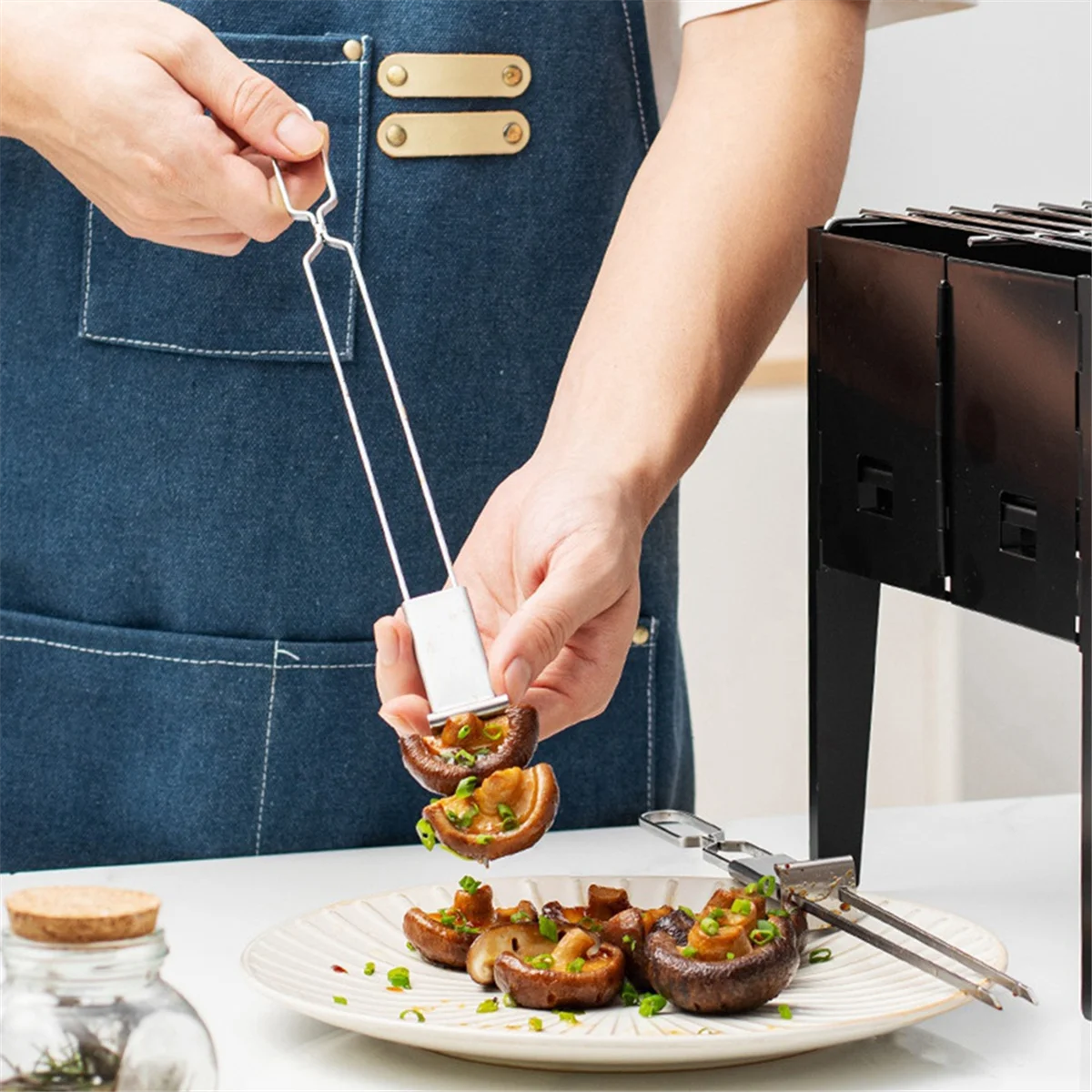 

2025+Stainless Steel Double Needle Barbecue Skewers with Self Push Plate Barbecue Forks Outdoor BBQ Accessories Tools 5pcs