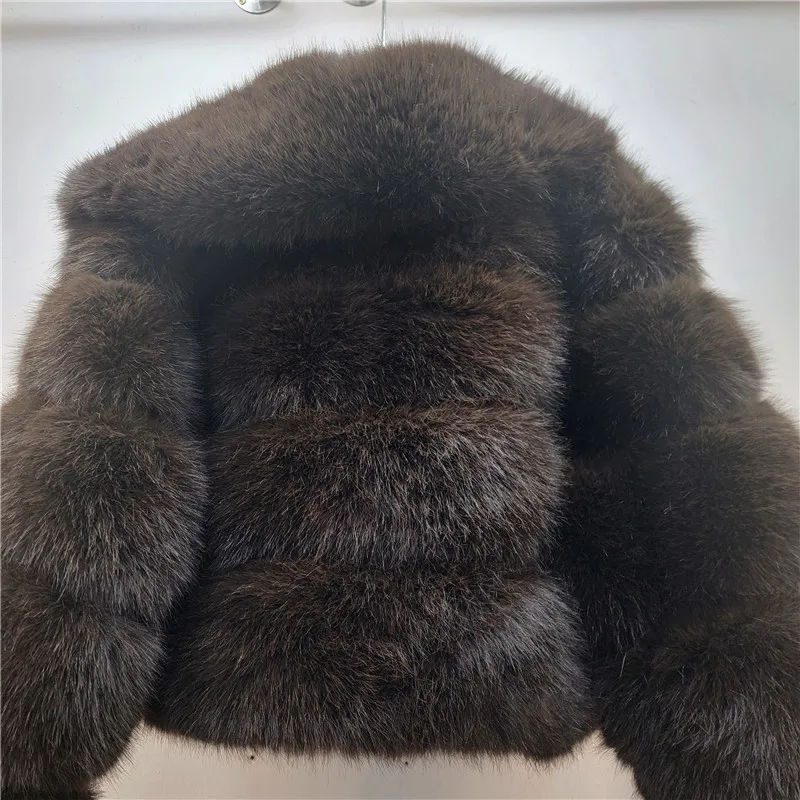 تصميم فريد من نوعه تحسس صديقة للبيئة فو الفراء معطف قصير الراقية البني الرجعية 2025 الخريف الشتاء جديد طويل الأكمام فروي سترة النساء
