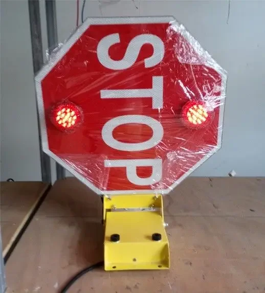 Specialty 6-Series Strobe Light School Bus Stop Arm Overview Test