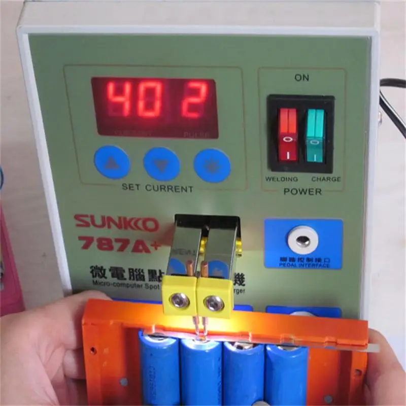 Micro-computer Spot Welding & Battery Charger 220V Portable LED Pulse 18650 Battery Spot Welder 787A+