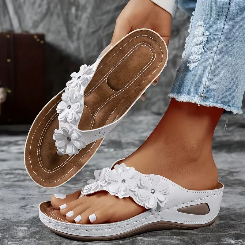

Women Slippers Flowers Wedges Shoes Lightweight Platform Flip Fops Woman Clip Toe Thick Sole Sandals Plus Size Slides Women