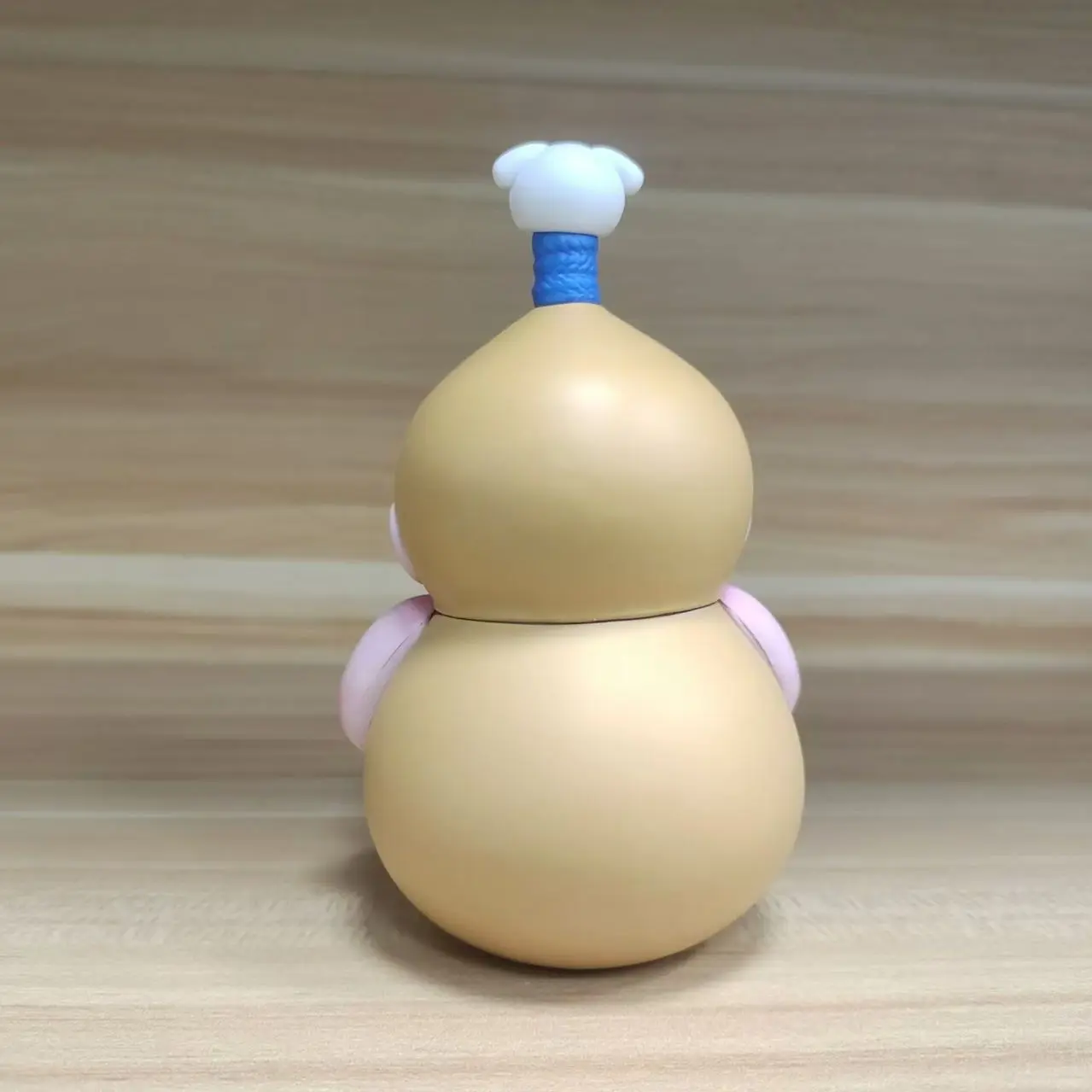 12 cm Anime zucca Crayon Shin-chan Q versione Action Figure PVC Modello Giocattoli bambola Decorazione da scrivania ornamento per auto Regali da collezione