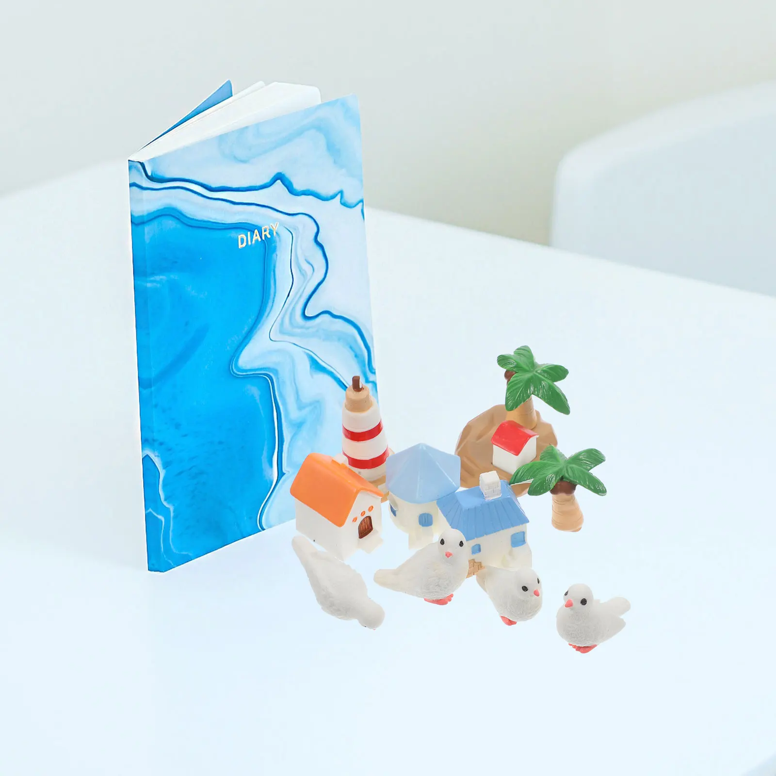 

10 Pcs Island Villa Decorations Miniature Resin Ornaments Beach Figurine Garden Sand Toys Home Office Adornment