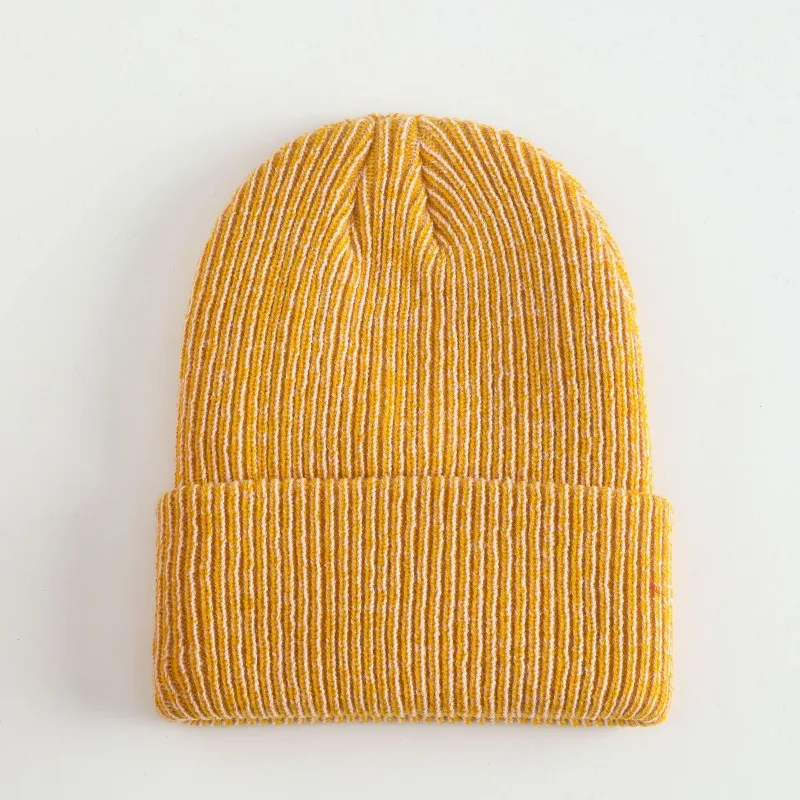 Individuell besticktes Logo, mehrfarbige, modische Strickmütze für Männer und Frauen, warme Winter-Outdoor-Skibeamie. – Detail 6