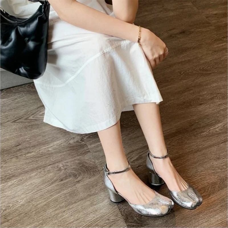 French genuine leather silver split toe shoes for women with thick heels, toe high sandals, high heels, single shoes