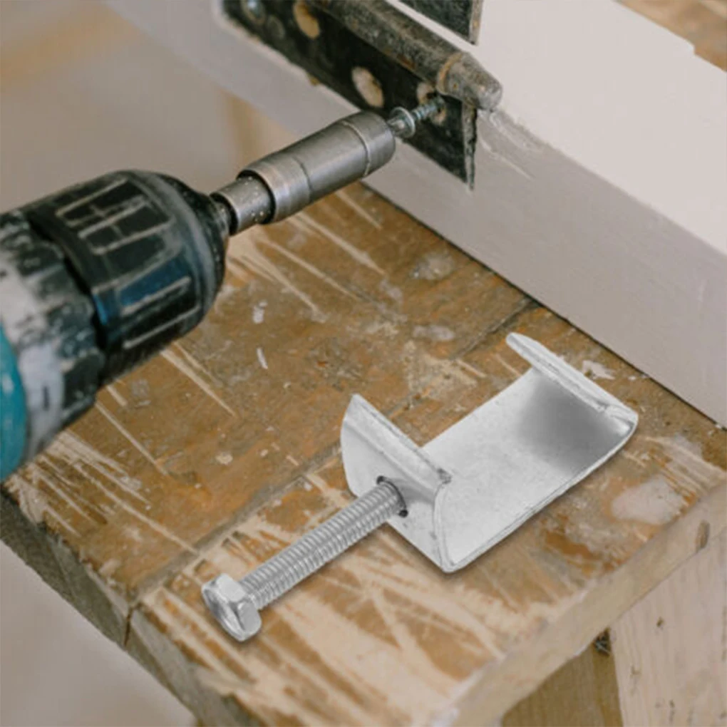 Abrazadera resistente a la corrosión de 4 piezas para necesidades de sujeción generales y trabajadores de la construcción. Es adecuado