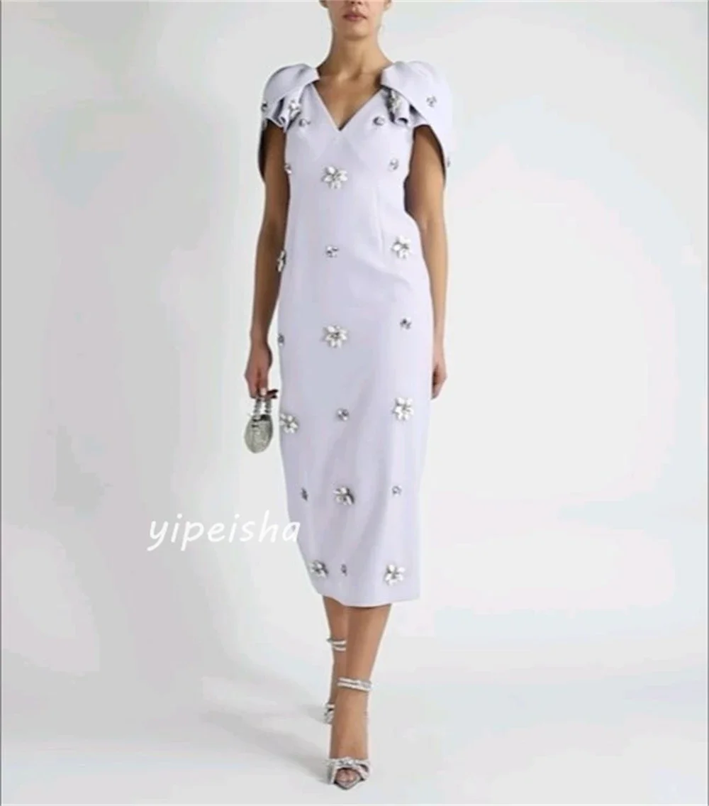 Abiti midi da sera su misura con scollo a V e paillettes con fiori in jersey personalizzati