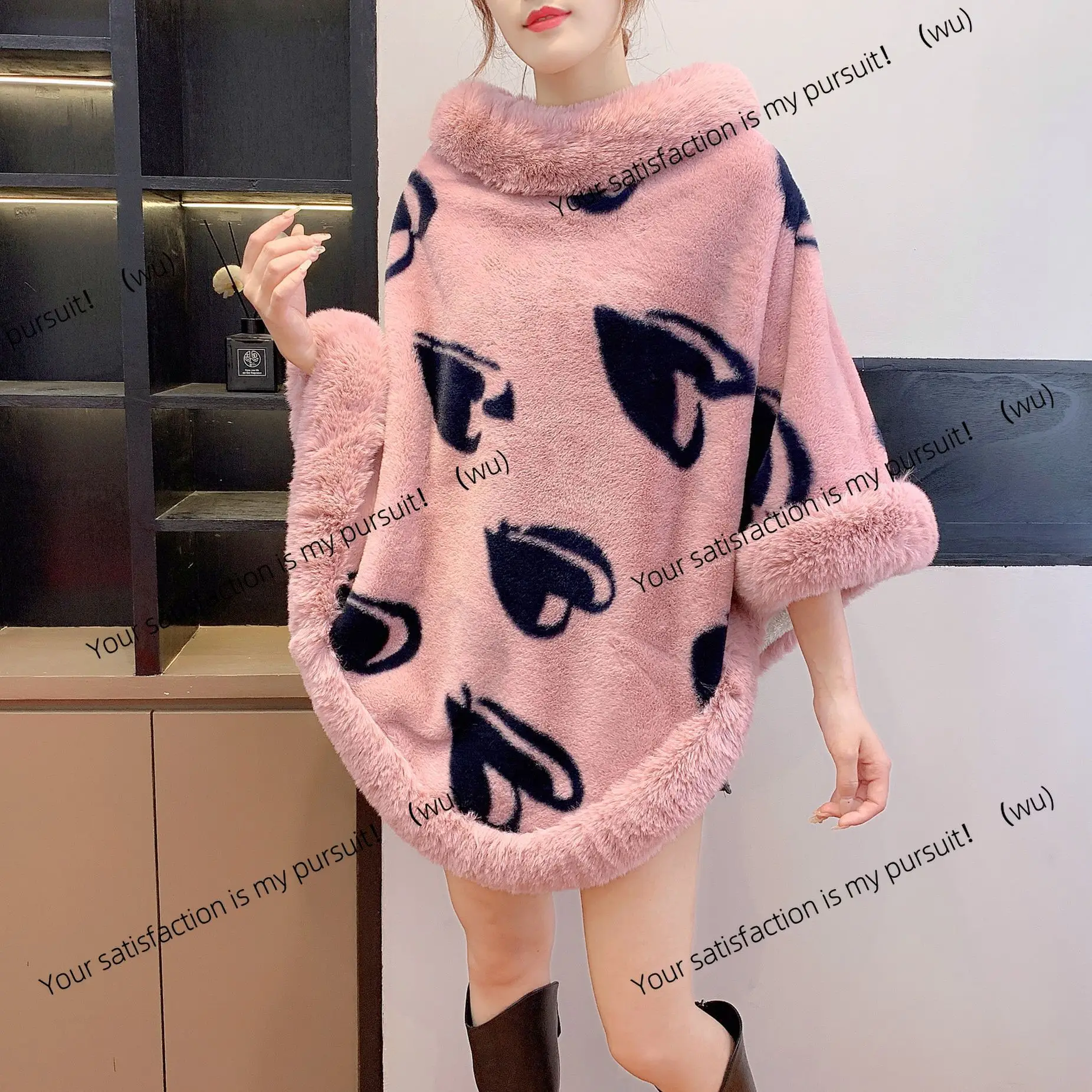 

Европейская и американская женская одежда, плюшевый пуловер с принтом любви, женские длинные рукава, модно и универсально.