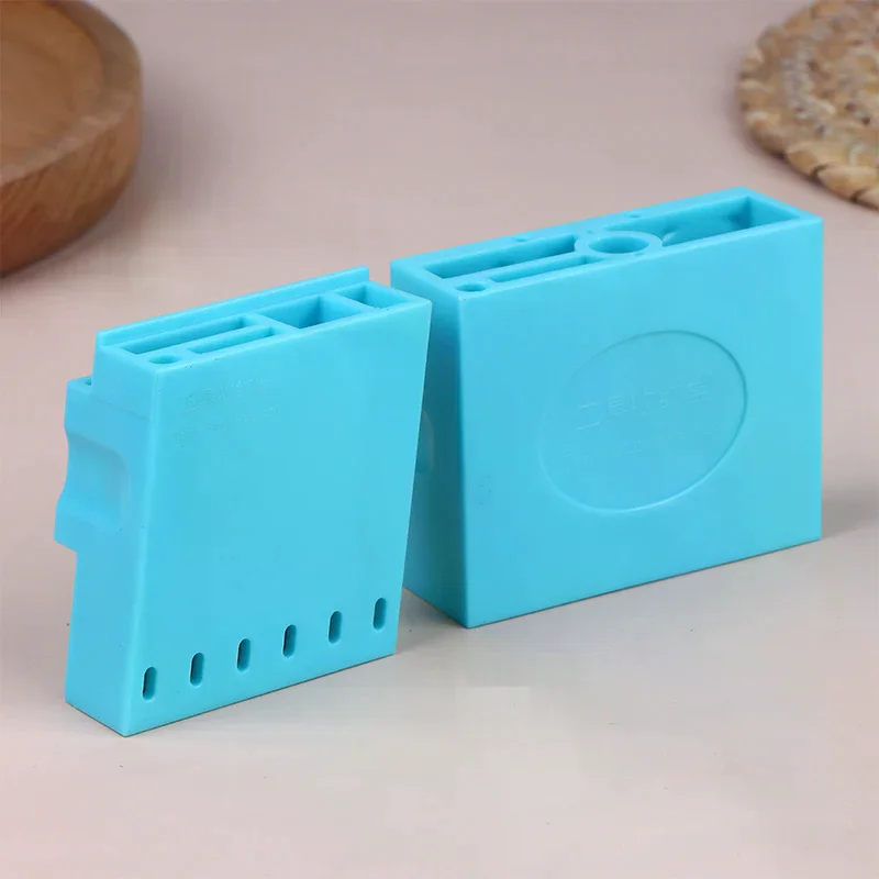 Sewing Machine Storage Box With Strong Magnetic Adsorption Can Hold Thread Cores Thread Scissors Screwdriver Garment Factory