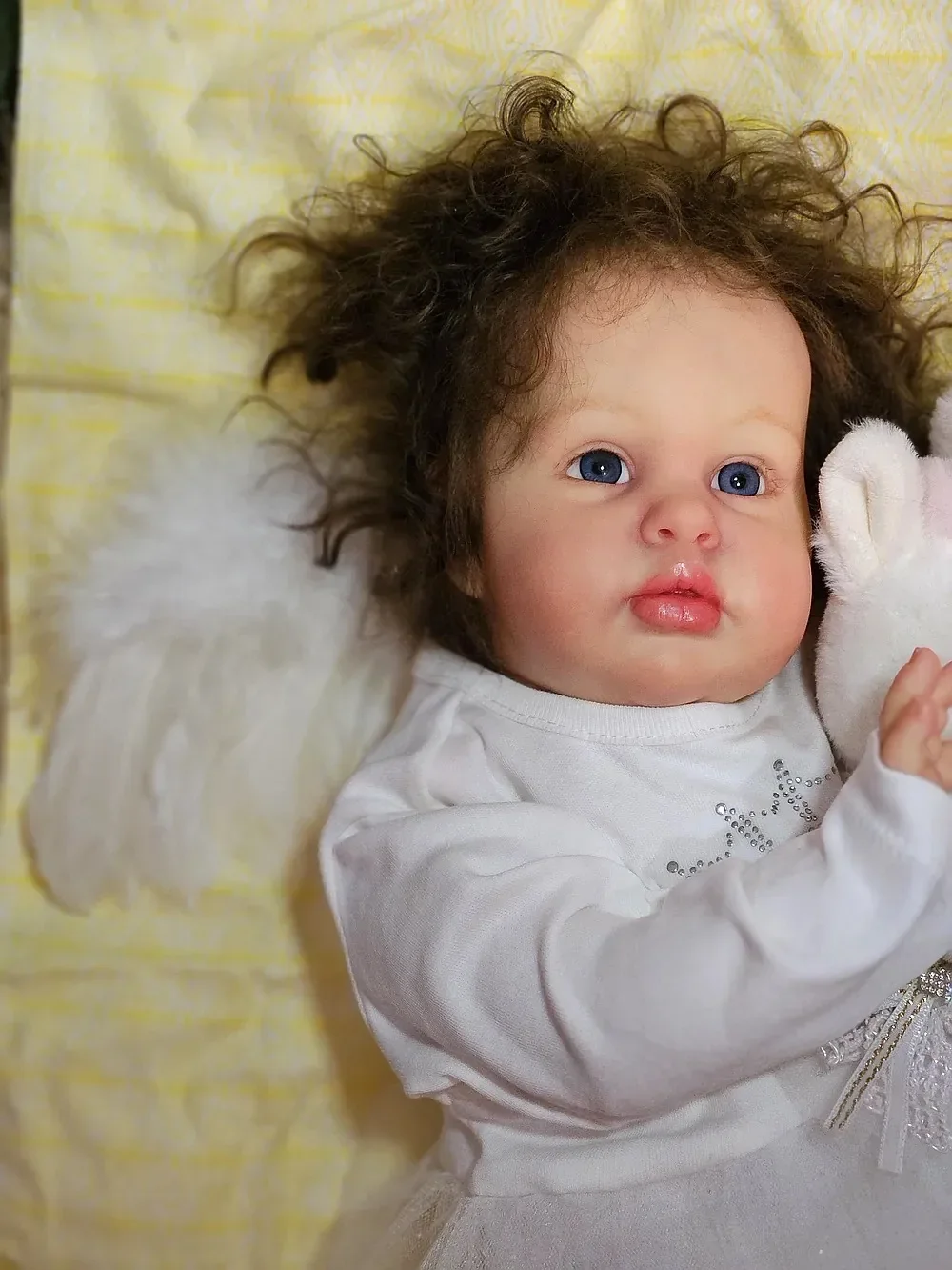 Indywidualna limitowana dostawa 22-calowego Reborn Baby Ellie z ręcznie ukorzenionymi włosami Już ukończona lalka z ręcznie ukorzenionymi włosami