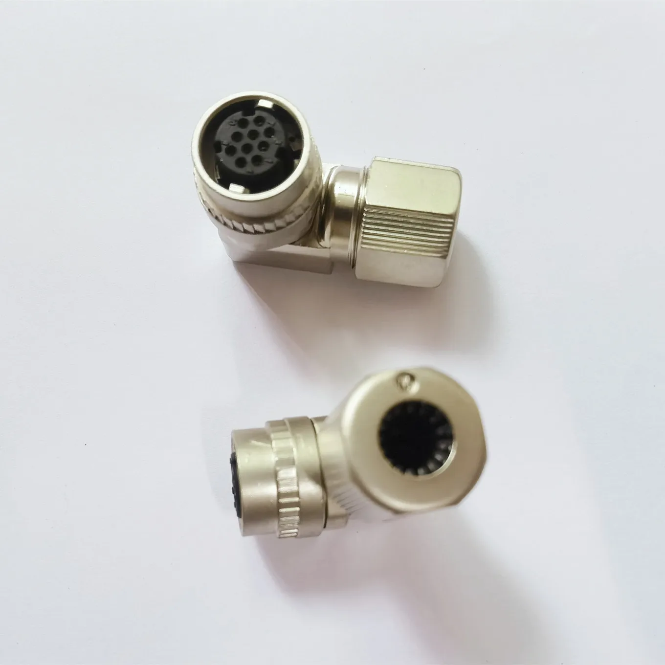 Original new 100% 10 core SM-JN2FS10SL encoder side connector A06B-6114-K200 JN2DS10SL