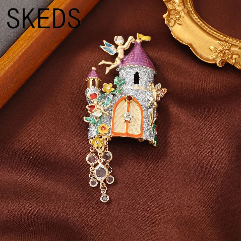 SKEDS Women Men Vintage Castle Crystal Tassel Brooches Badges Retro Classic Middle Design Bag Clothing Pins Corsage For Unisex