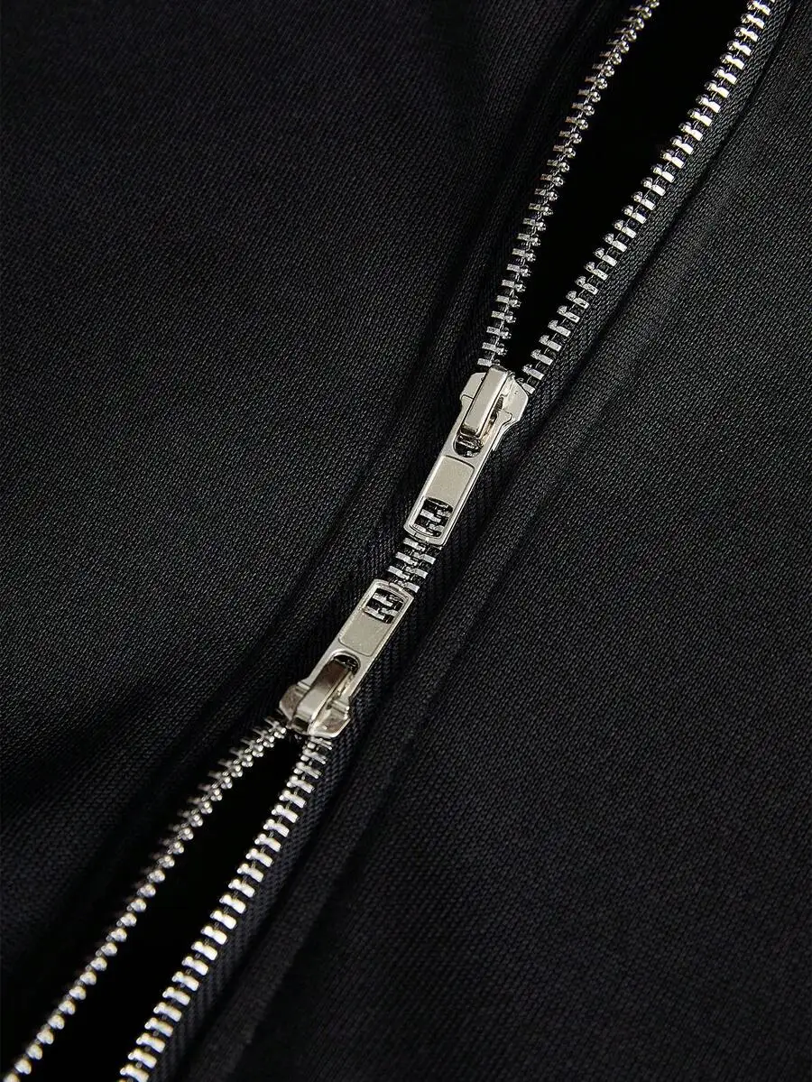 

Mens Black Zip-Up Hoodie And Jogger Set Techwear Street Style Casual Two Piece Outfit
