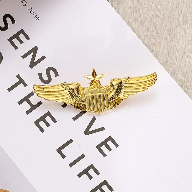Vintage metal aviation eagle wing five-pointed star brooch badge jewelry