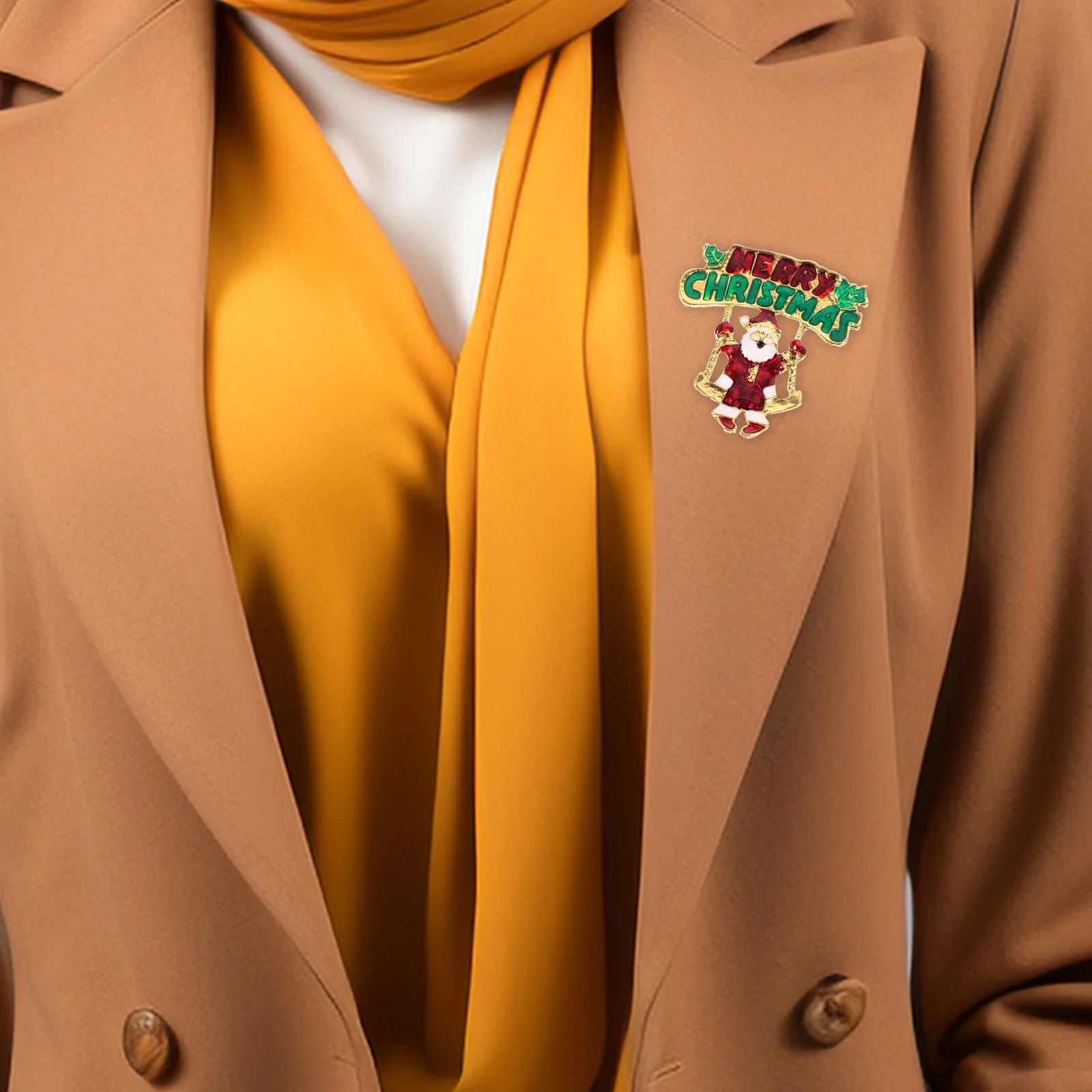 

4Pcs Christmas Brooch Rhinestone Crystal Pin Xmas Party Jewelry Accessories Fashion Women Breastpin Decor Christmas Brooch