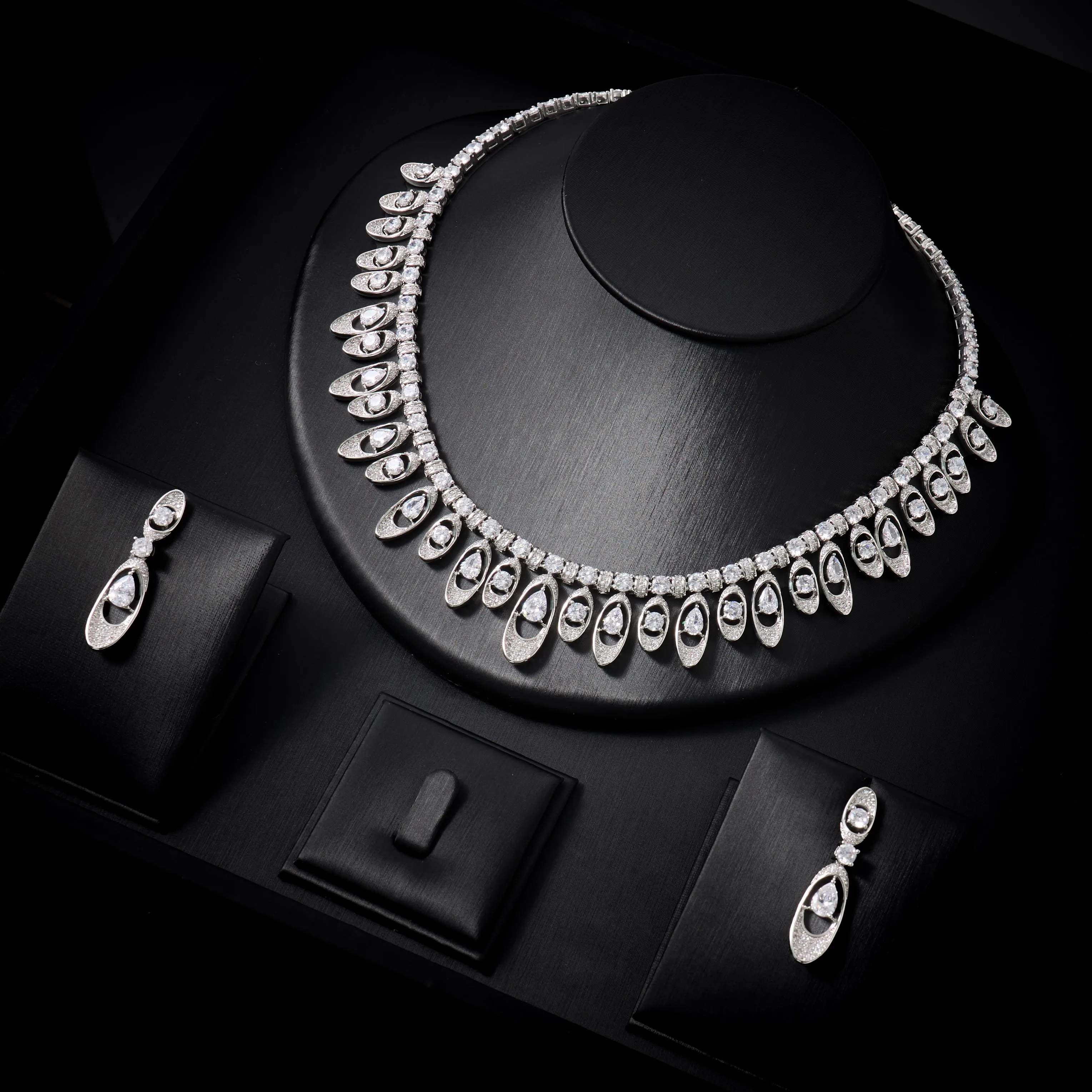 

013845 Necklace Set for Women Cubic Zircon Wedding Jewelry set Bridal Accessories Elegant Layered Necklace Middle Jewelry Set
